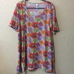 LuLaRoe Perfect T